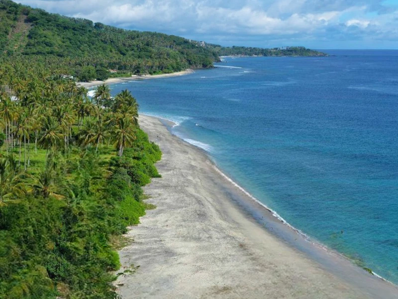 Menikmati Keindahan Pantai Senggigi: Surga Wisata di Lombok