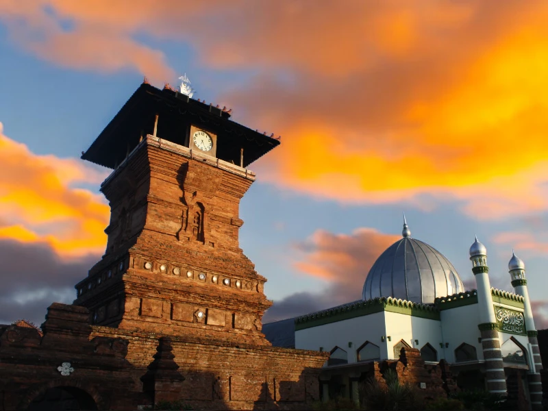 Masjid Menara Kudus: Keindahan dan Keunikan yang Mengagumkan