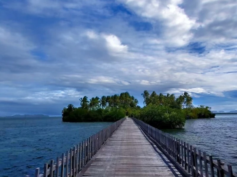 Pulau Osi, Maluku: Surga Tersembunyi di Timur Indonesia